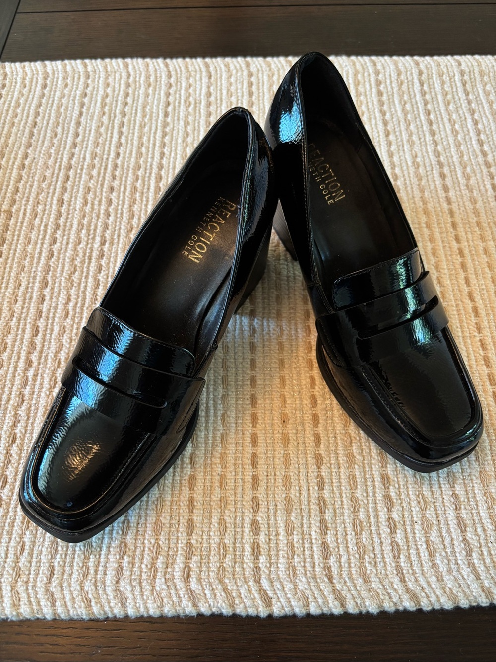 Reaction Kenneth Cole Black Patent Leather Penny Loafers